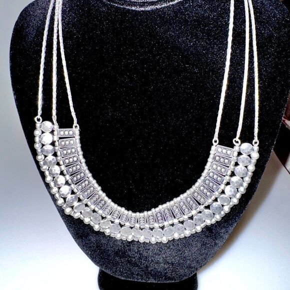 Women's silver necklace - Picture 1 of 5
